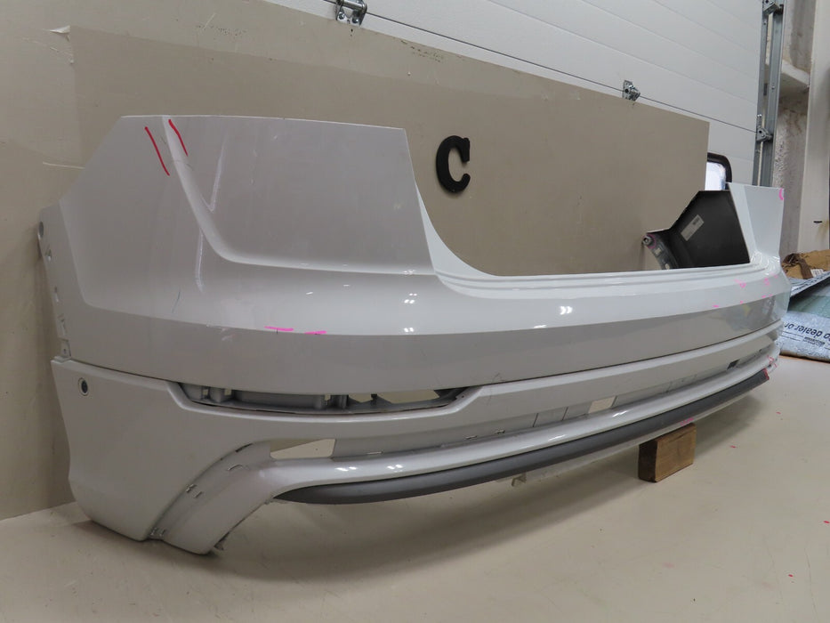 2020-2021 AUDI Q8 S-LINE PREMIUM PLUS PRESTIGE REAR BUMPER COVER OEM 4M8807511