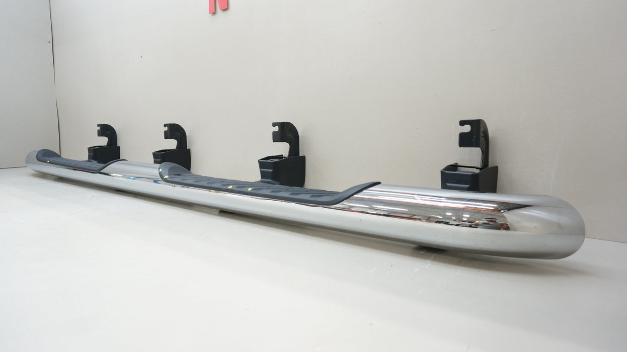 2014-2018 CHEVROLET SILVERADO GMC SIERRA 1500 RIGHT RUNNING BOARD OEM