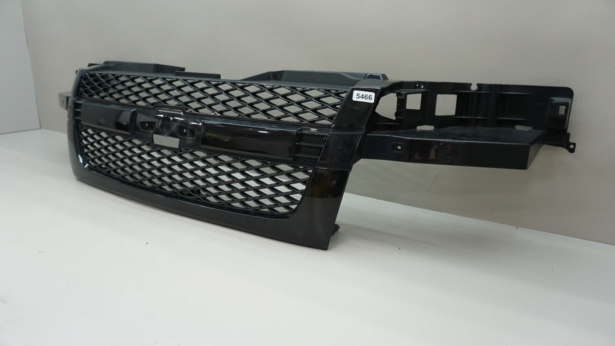 2004-2009 CHEVROLET COLORADO FRONT BUMPER RADIATOR GRILLE GRILL OEM 15044831