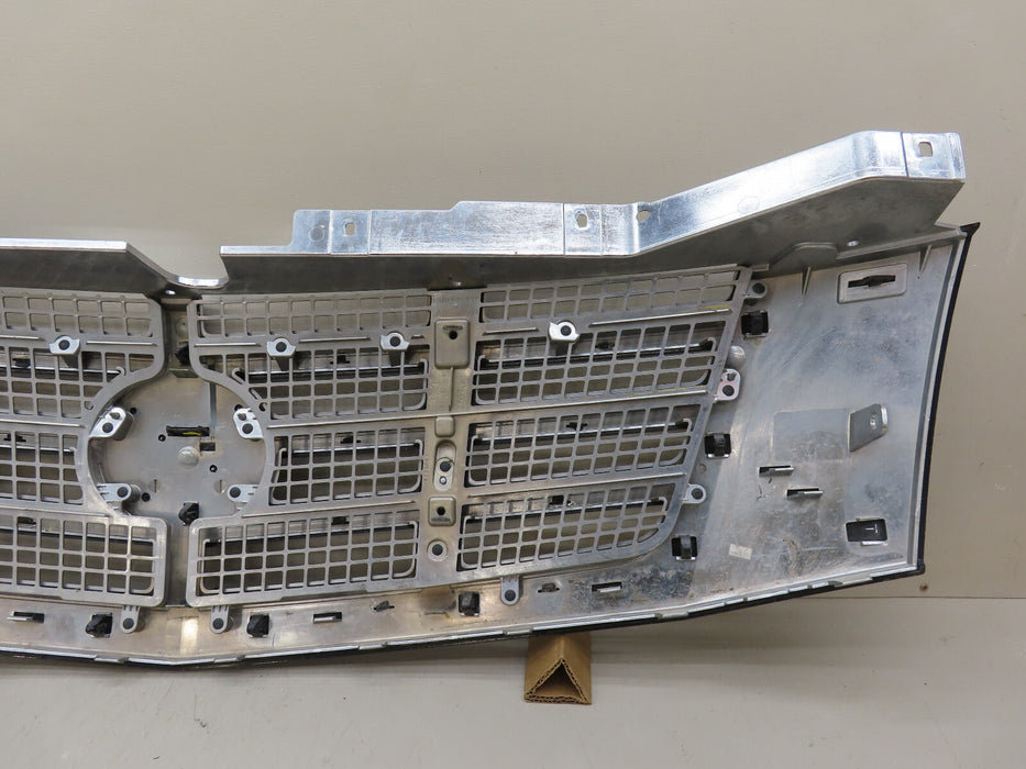 2007-2014 CADILLAC ESCALADE FRONT UPPER MAIN GRILLE OEM 20824253