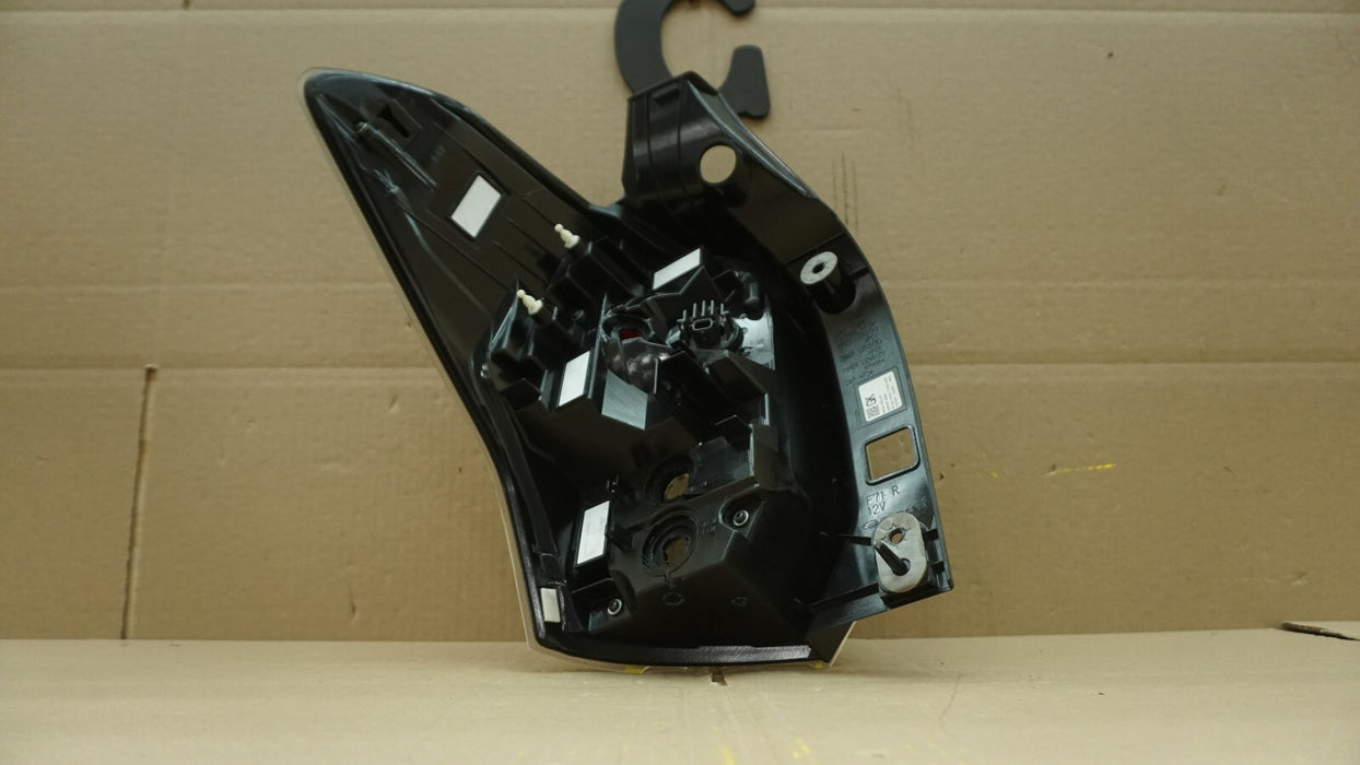 2016-2018 SUBARU FORESTER RIGHT PASSENGER SIDE TAIL LIGHT LED OEM 84201-SG141