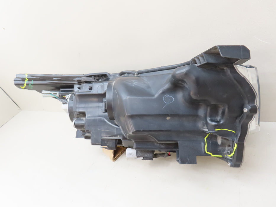 2017-2019 TOYOTA HIGHLANDER FRONT LEFT DRIVER SIDE HEADLIGHT HALOGEN OEM
