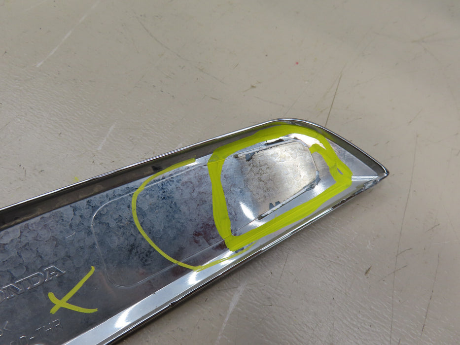 2018 2019 2020 HONDA ODYSSEY REAR TAILGATE LICENSE PLATE MOLDING TRIM OEM