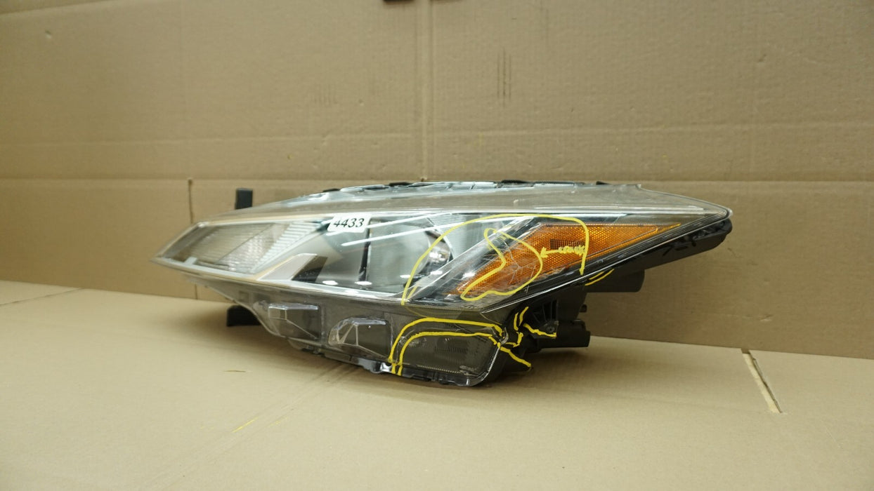 2021-2022 NISSAN KICKS FRONT LEFT DRIVER SIDE HEADLIGHT HALOGEN OEM 21 22