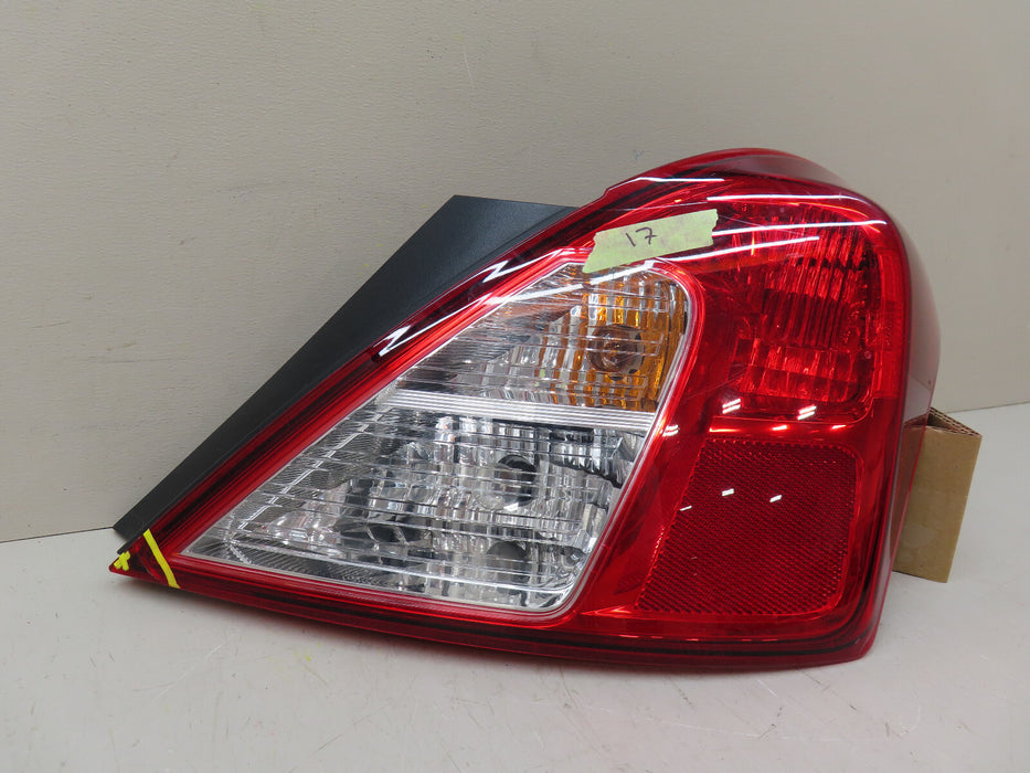 2012-2019 NISSAN VERSA REAR RIGHT PASSENGER SIDE TAIL LIGHT OEM
