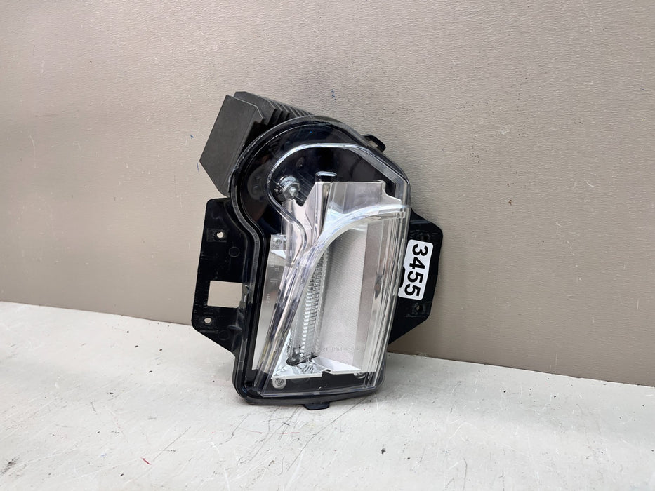 2013-2017 CADILLAC XTS LH LEFT LED DRL FOG LIGHT OEM 20874077