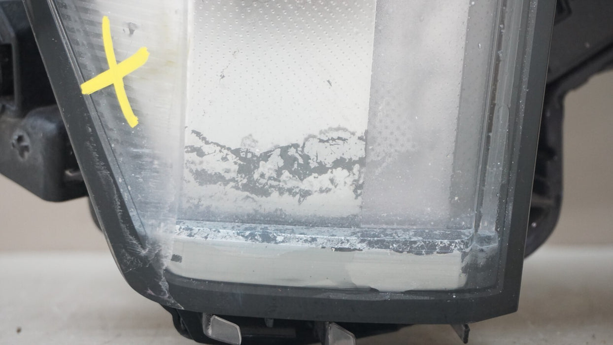 2022-2024 TOYOTA TUNDRA SEQUOIA FRONT RIGHT PASSENGER SIDE HEADLIGHT OEM