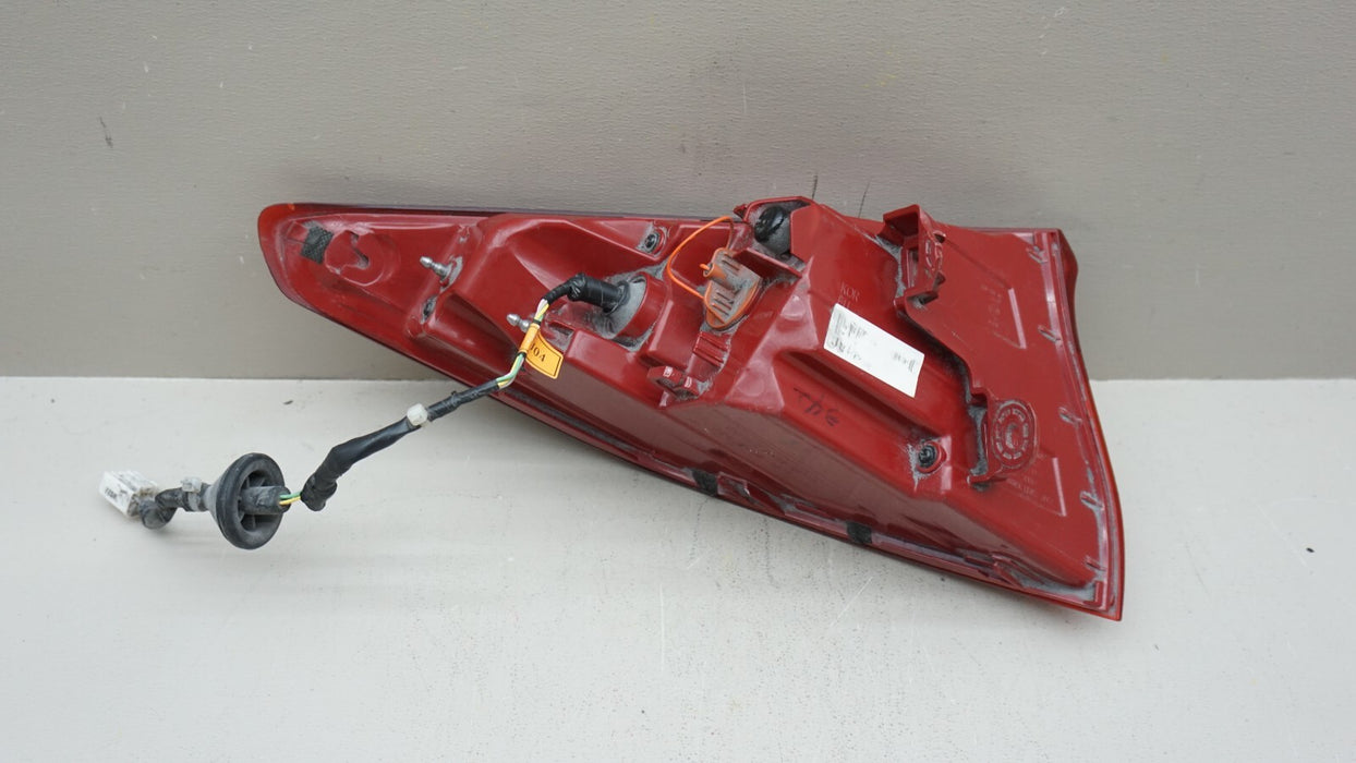 2017-2019 HYUNDAI IONIQ REAR RIGHT PASSENGER SIDE TAIL LIGHT OEM 17 18 19