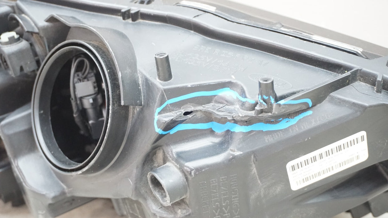 2017-2020 FORD FUSION FRONT LEFT DRIVERS SIDE HALOGEN HEADLIGHT OEM