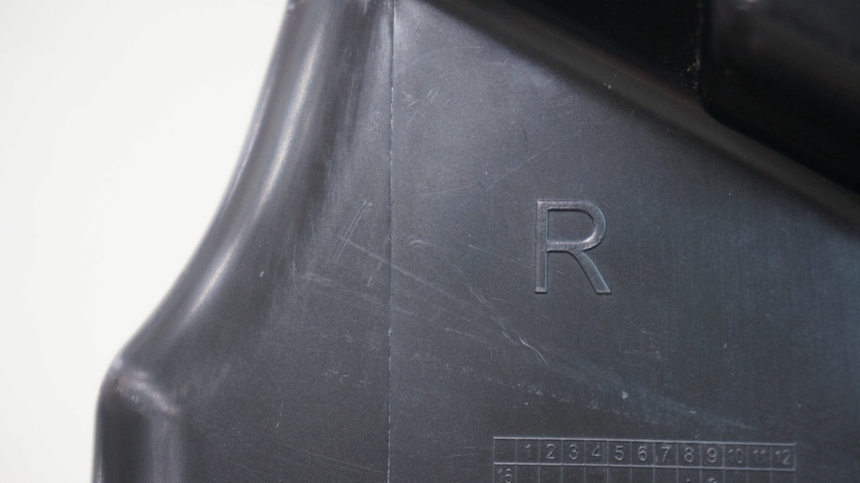 2018-2021 BMW X3 X4 FRONT RIGHT RADIATOR AIR DUCT MOLDING 51748066058 OEM