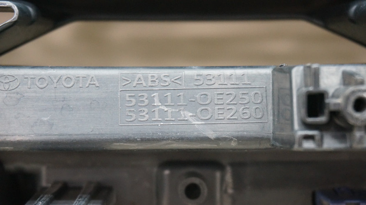 2020-2023 TOYOTA HIGHLANDER FRONT RADIATOR GRILLE OEM 53111-0E250