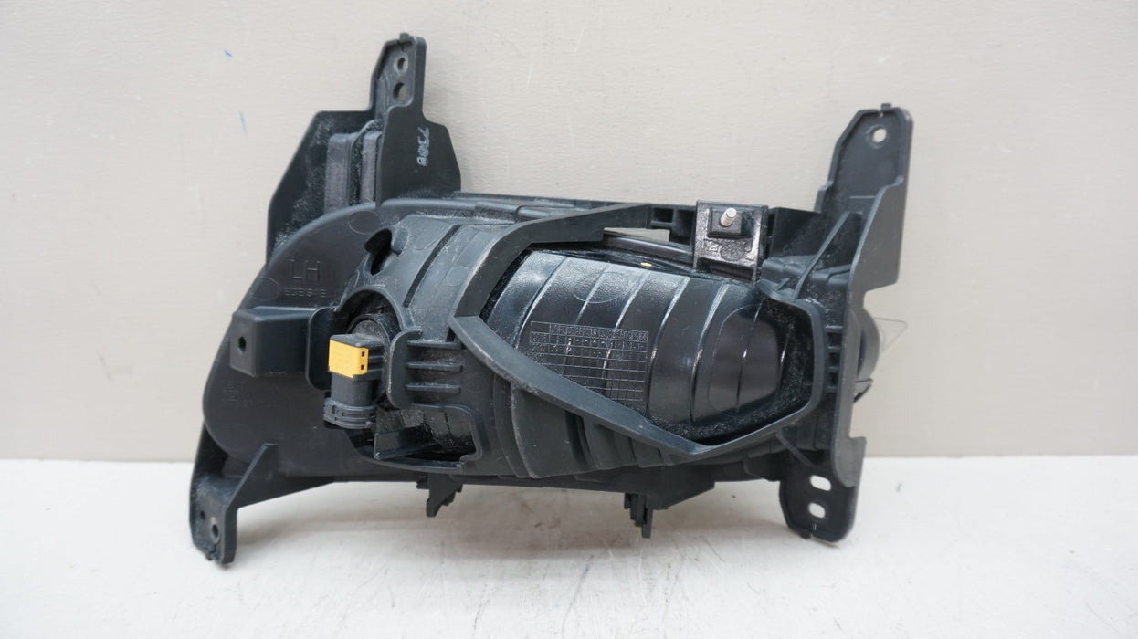 2017-2020 BUICK ENCORE LH LEFT DRIVER FRONT FOG LIGHT OEM