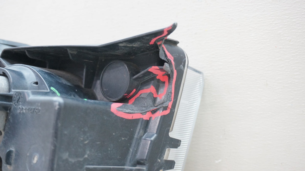 2019-2023 CHEVROLET SILVERADO 1500 2500 LEFT DRIVER SIDE FOG LIGHT OEM 84509651