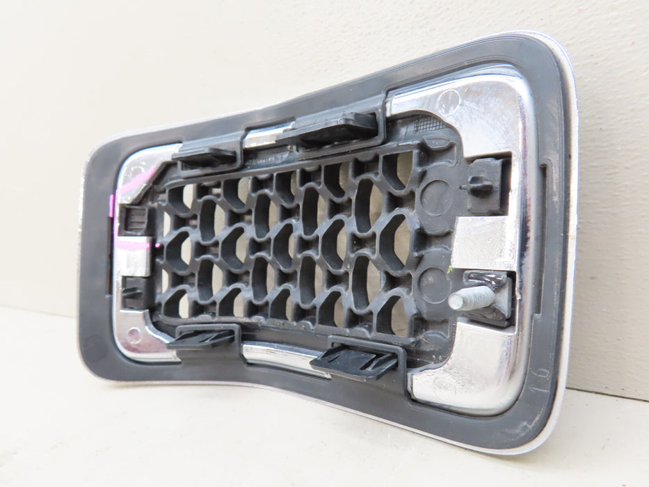 2019-2020 Jeep Cherokee Front HOOD Grille Insert #6 OEM 68323774AB-6