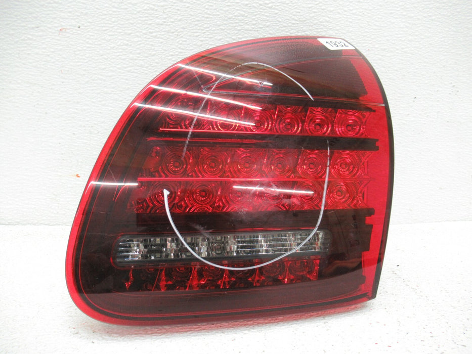 2011 - 2014 PORSCHE CAYENNE RIGHT PASSENGER SIDE TAIL LIGHT BRAKE STOP LAMP OEM