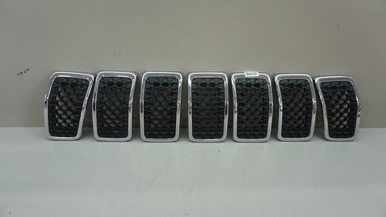 2019-2020 JEEP CHEROKEE FRONT UPPER RADIATOR GRILL GRILLE SET OEM 68323776AB