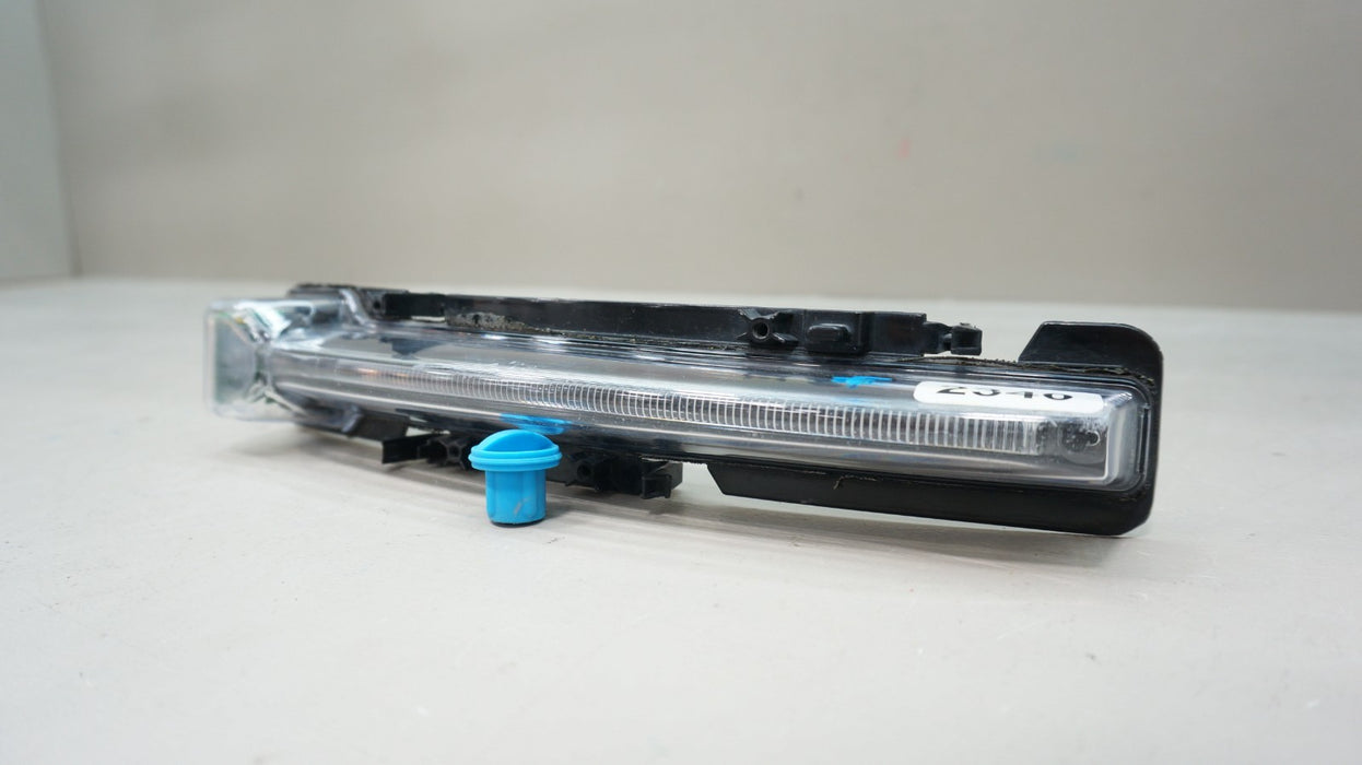 2010-2019 FORD TAURUS FRONT RIGHT SIDE TURN SIGNAL LIGHT OEM AG13-13B220-A