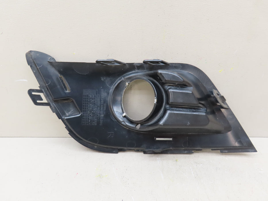 2016 2017 2018 BUICK ENVISION FRONT RIGHT PASSENGER FOG LIGHT COVER BEZEL OEM