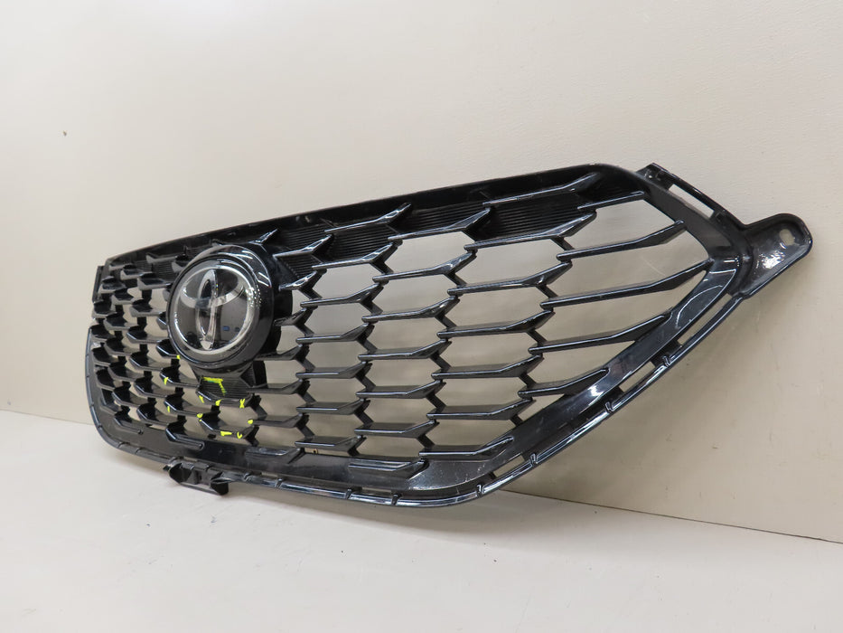 2021-2023 TOYOTA HIGHLANDER FRONT BUMPER CENTER GRILL GRILLE OEM 53111-0E330