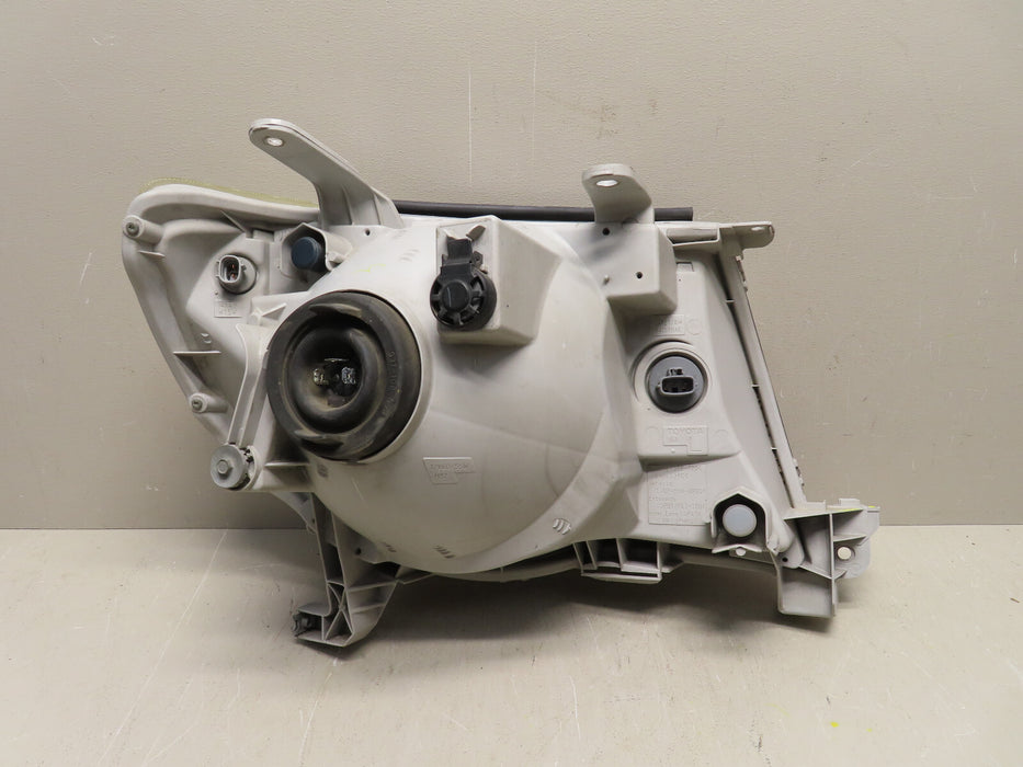 2005-2011 TOYOTA TACOMA FRONT LEFT DRIVER SIDE HALOGEN HEADLIGHT OEM