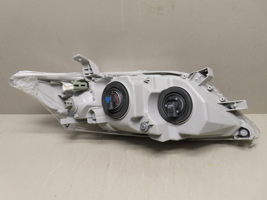 2010 2011 TOYOTA CAMRY FRONT LEFT DRIVER SIDE HALOGEN TYC