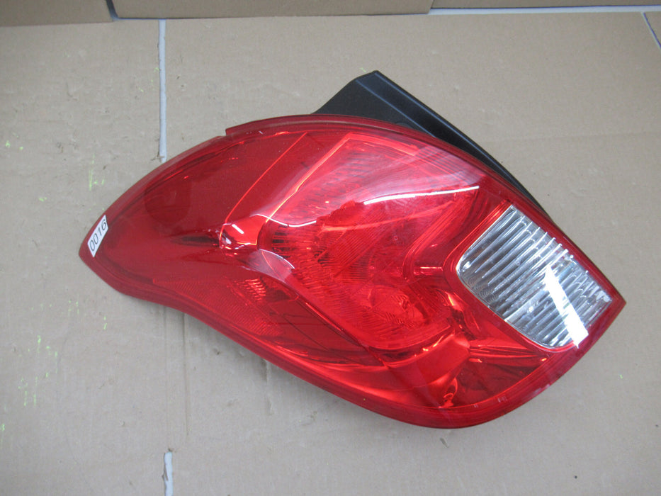 2013 2014 2015 2016 Buick Encore Tail Light Driver Left LH Halogen OEM