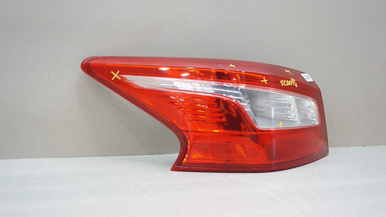 2016-2018 NISSAN SENTRA REAR LEFT DRIVERS SIDE TAIL LIGHT OEM