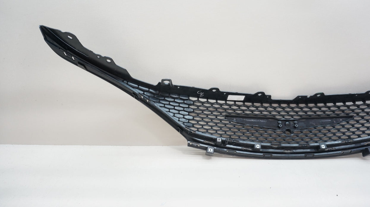 2017-2020 CHRYSLER PACIFICA FRONT UPPER BUMPER RADIATOR GRILLE OEM 68243485AC