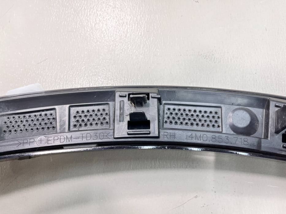2020-2025 AUDI Q7 SQ7 RH FRONT FENDER FLARE TRIM 4M0.853.718.J OEM