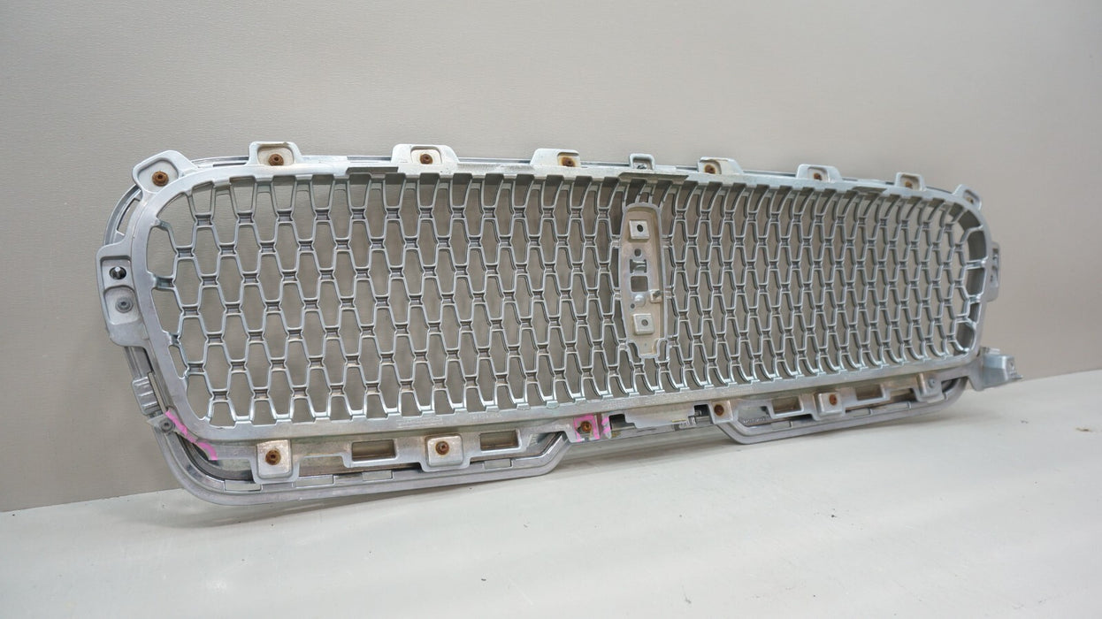 2017-2019 LINCOLN CONTINENTAL FRONT BUMPER RADIATOR GRILLE OEM