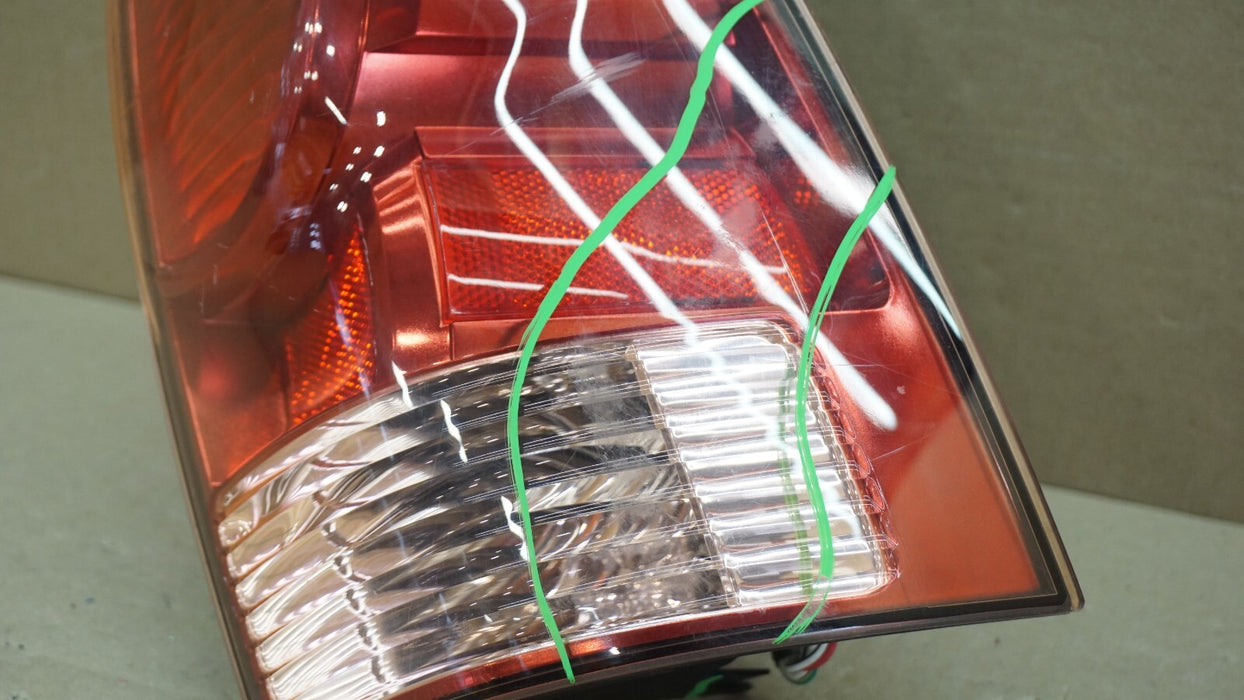 2005-2015 TOYOTA TACOMA REAR RIGHT PASSENGERS SIDE TAIL LIGHT OEM