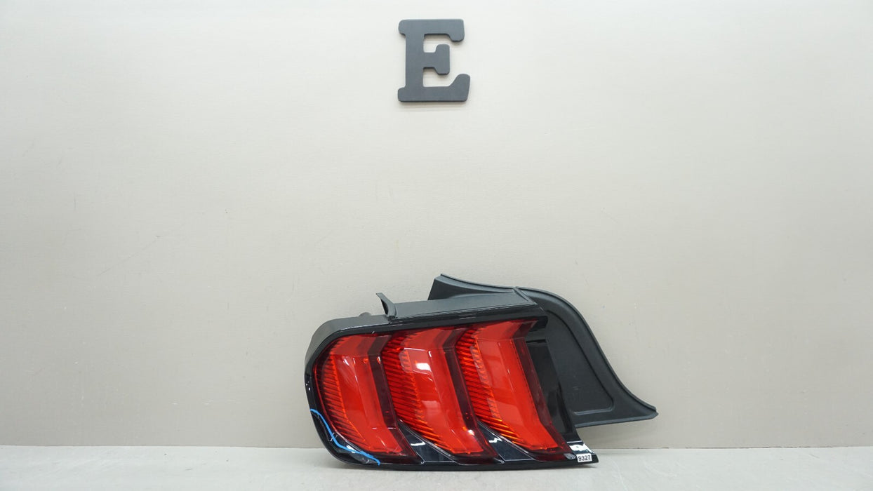 2018-2023 FORD MUSTANG REAR LEFT DRIVER SIDE TAIL LIGHT OEM JR3B-13B505