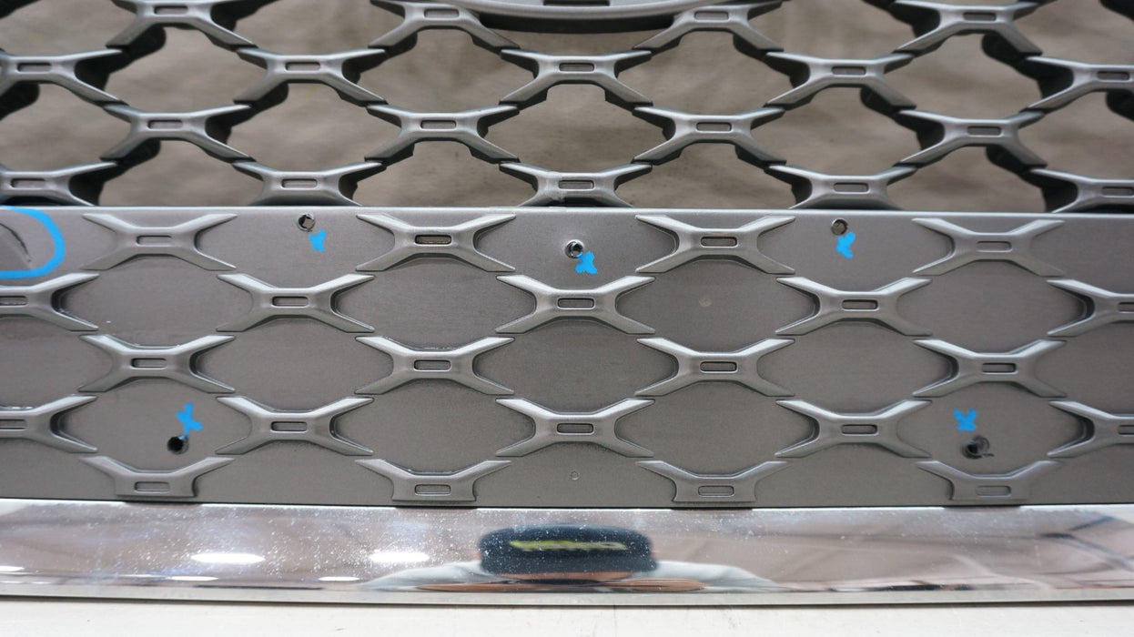 2018-2021 HYUNDAI KONA FRONT RADIATOR GRILLE GRILL 8352-J9100 OEM
