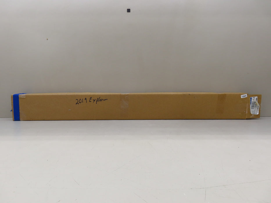 2016-2019 FORD EXPLORER REAR LIFT GATE CHROME TRIM MOLDING OEM