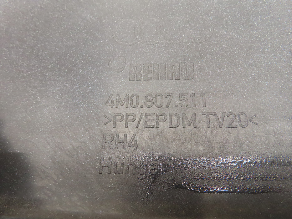 2017 2018 2019 AUDI Q7 REAR UPPER BUMPER COVER OEM 4M0.807.511