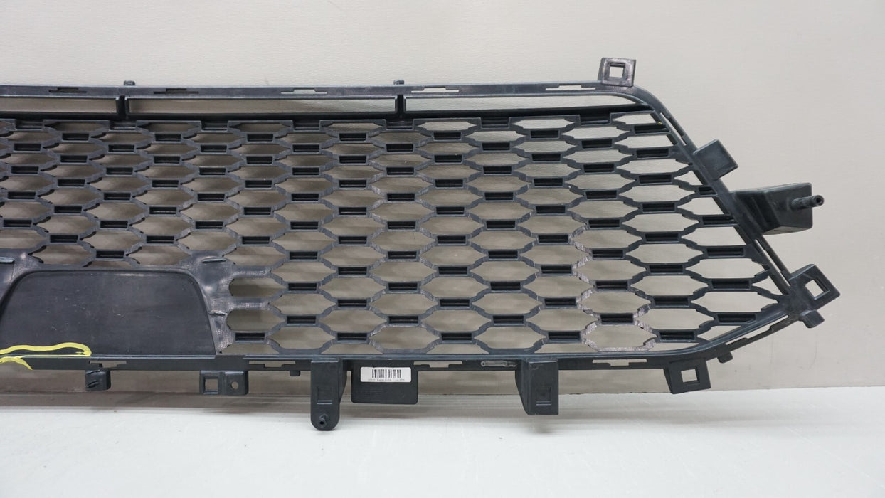 2022-2024 JEEP GRAND CHEROKEE FRONT LOWER RADIATOR GRILLE GRILL 68590202AC OEM