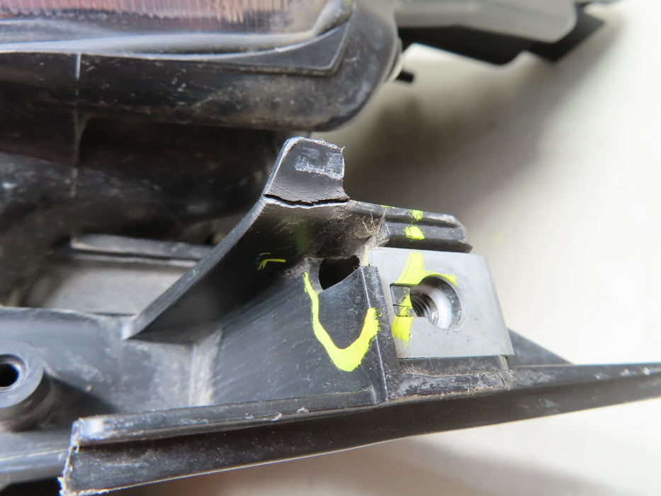 2012 2013 2014 TOYOTA PRIUS V LEFT DRIVER SIDE HALOGEN LAMP OEM