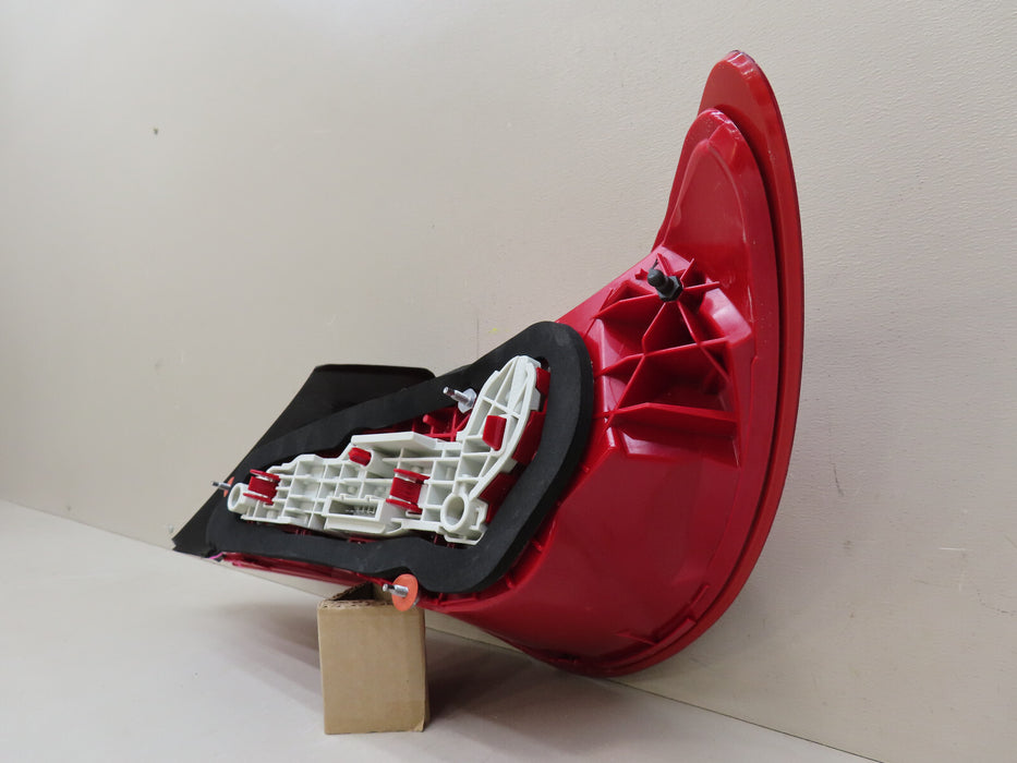 2014-2019 MERCEDES-BENZ CLA250 REAR LEFT DRIVER TAIL LIGHT OEM A1179060101