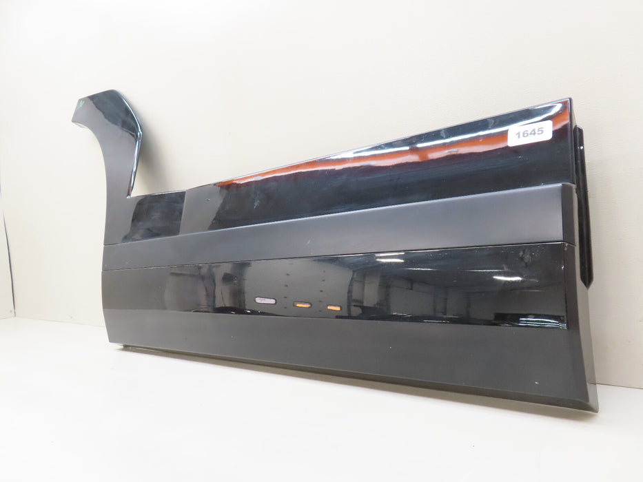 2024 2025 HYUNDAI SANTA FE REAR RIGHT PASSENGER SIDE LOWER DOOR MOLDING OEM