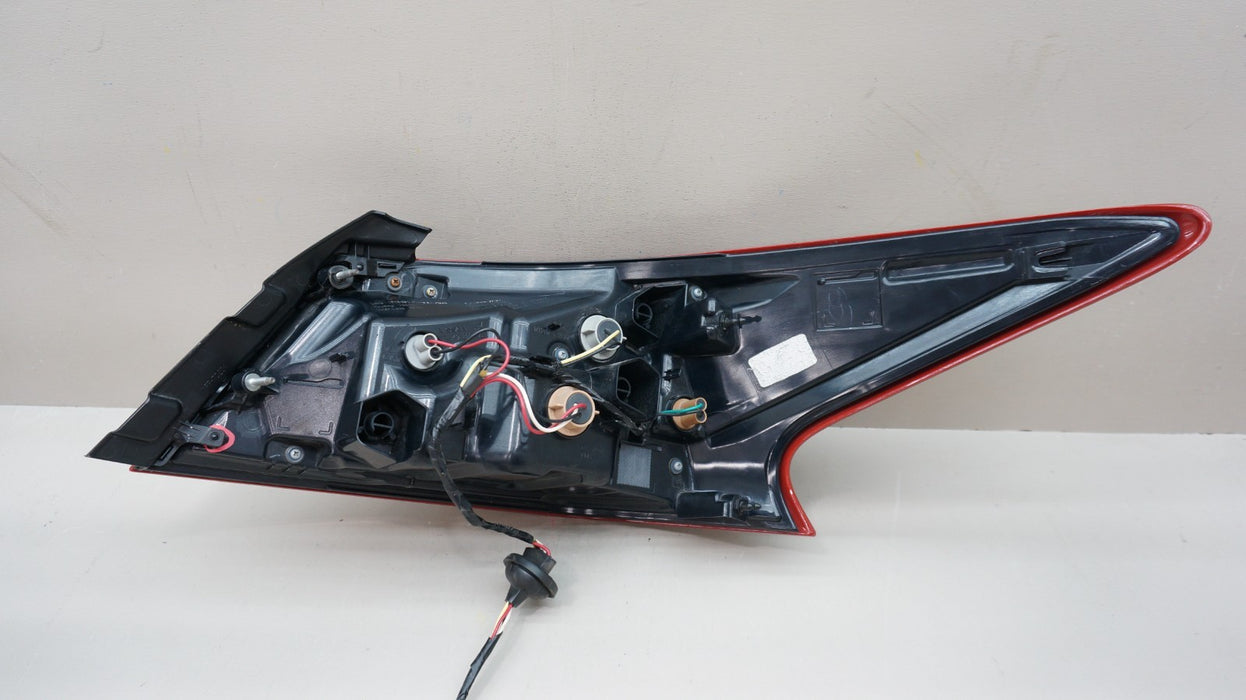 2016-2018 NISSAN ALTIMA REAR LEFT DRIVERS SIDE TAIL LIGHT OEM