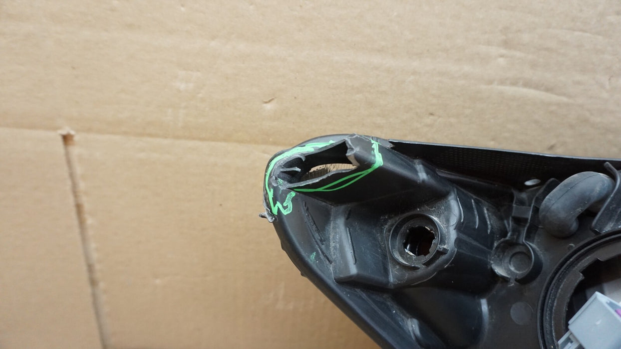 2014-2016 KIA SOUL FRONT LEFT DRIVERS SIDE HEADLIGHT HALOGEN OEM 14 15 16