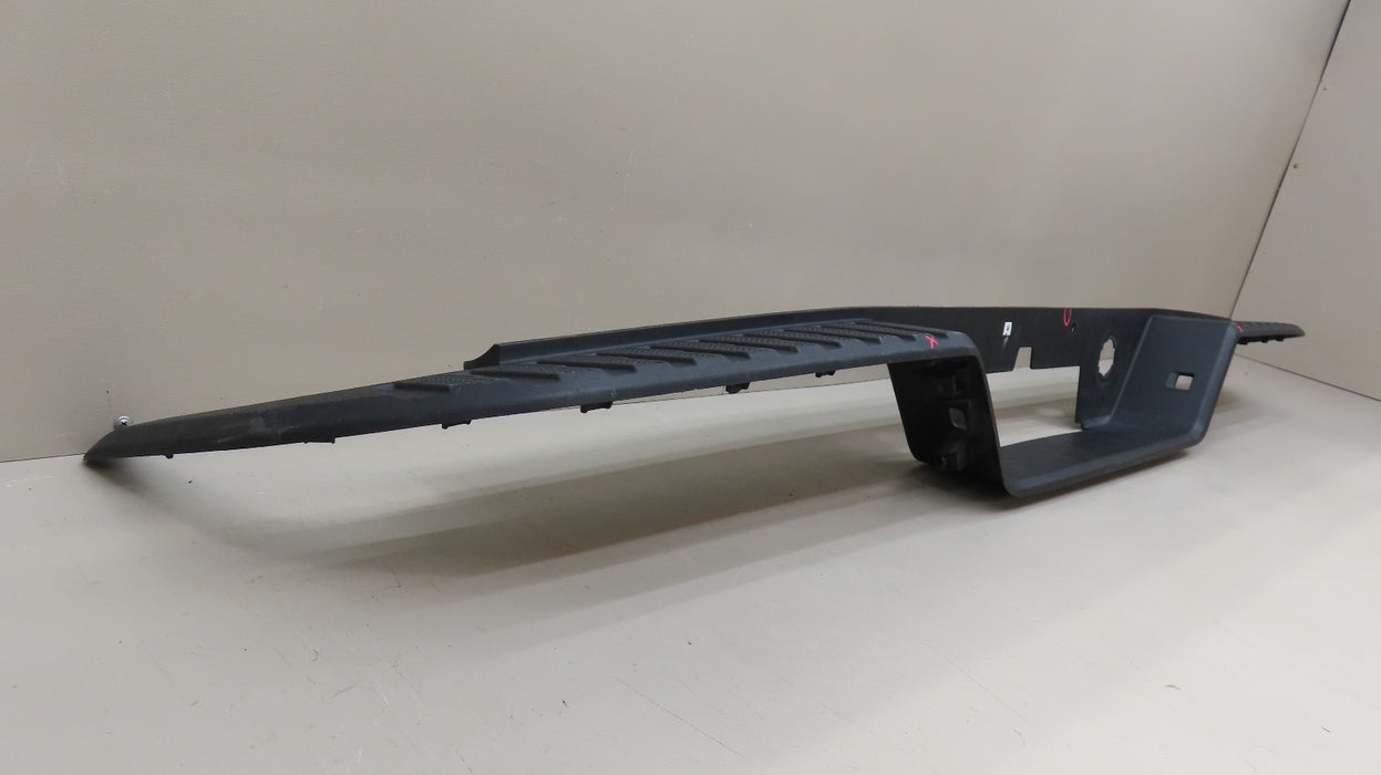 2019-2025 CHEVROLET/GMC SILVERADO-SIERRA 1500 REAR UPPER STEP BUMPER COVER OEM
