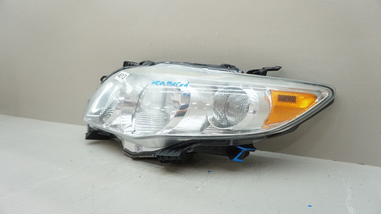 2009-2011 TOYOTA COROLLA FRONT LEFT DRIVERS SIDE HEADLIGHT HALOGEN OEM