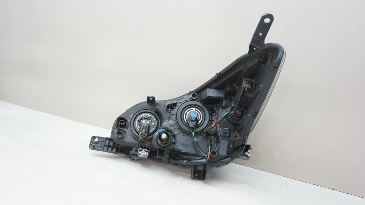2017-2023 SUBARU IMPREZA FRONT RIGHT PASSENGER SIDE HALOGEN HEADLIGHT OEM