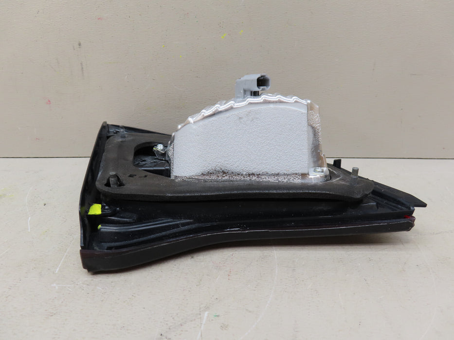 2015 2016 2017 SUBARU LEGACY REAR RIGHT PASSENGER TAIL LIGHT INNER OEM