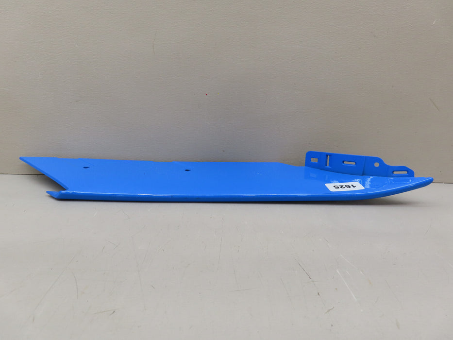 2023-2025 CHEVROLET CORVETTE Z06 RIGHT PASSENGER LOWER SCOOP TRIM OEM 87812840