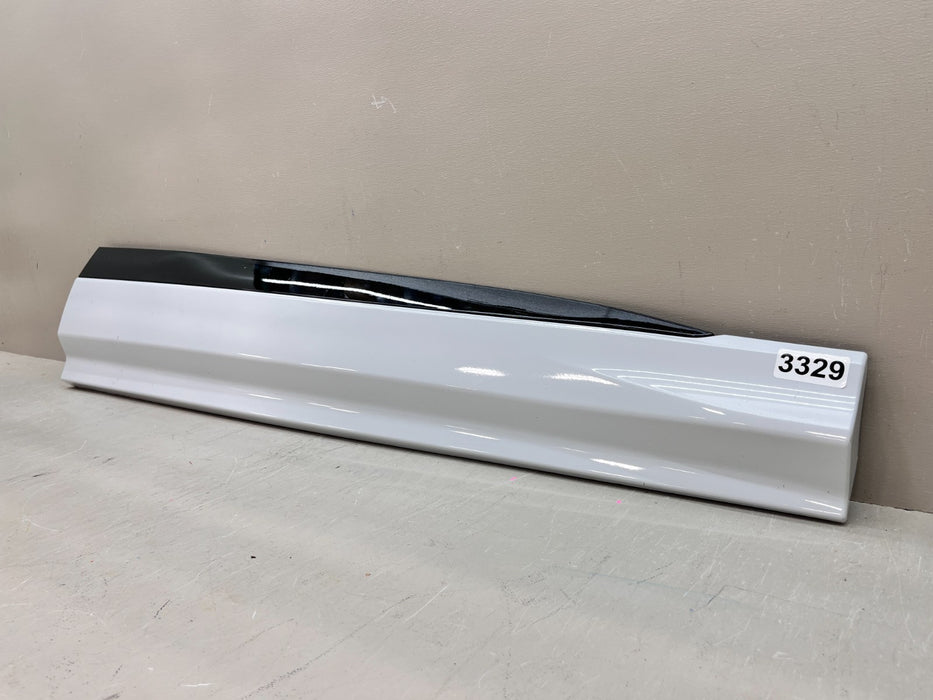 2025-2027 AUDI Q5 RH FRONT DOOR TRIM COVER 8MA.853.960 OEM