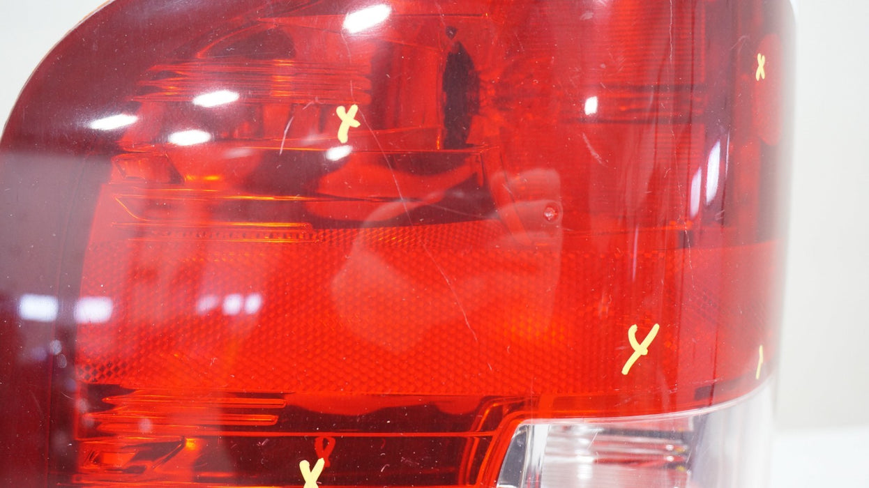 2007-2013 CHEVROELT SILVERADO GMC SIERRA 1500 REAR DRIVER SIDE TAIL LIGHT TAIWAN