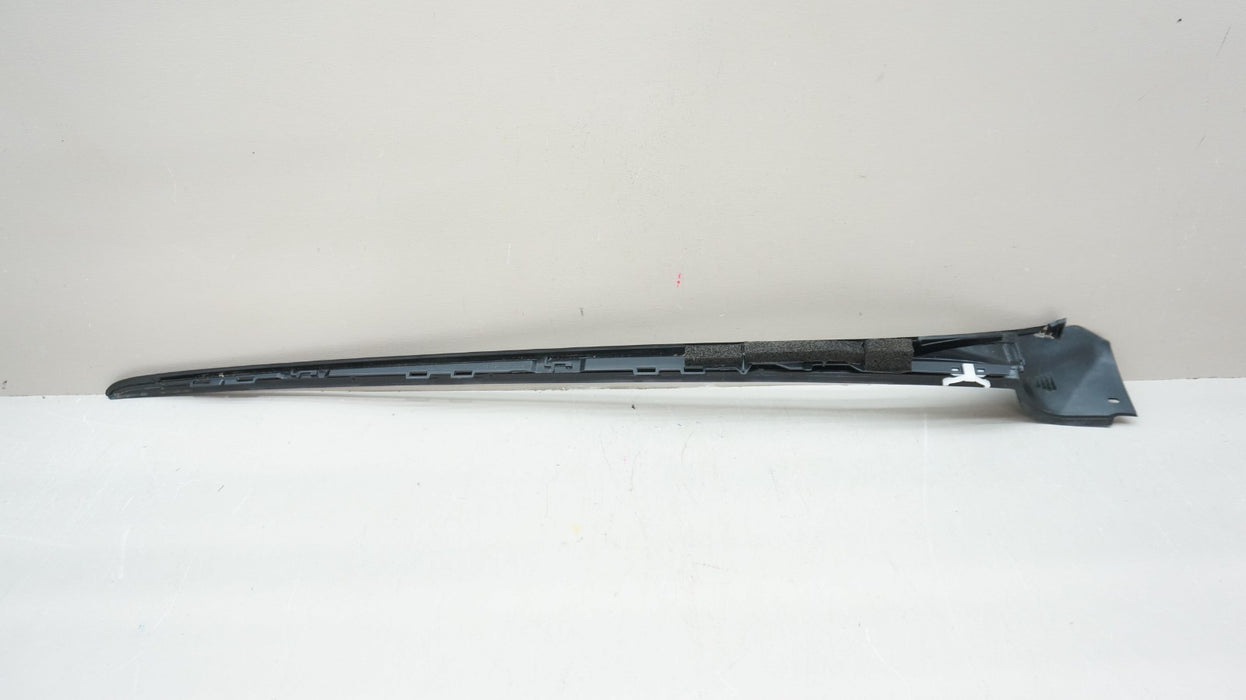 2019-2024 HONDA PASSPORT FRONT RIGHT WINDSHIELD PILLAR MOLDING OEM 73152-TG7-A02