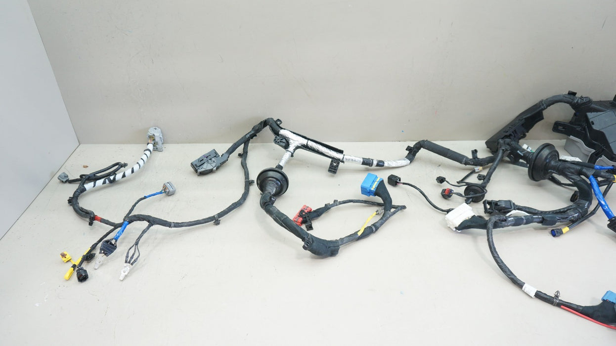 2024-2026 HYUNDAI SANTA FE 2.5L ENGINE WIRE WIRING HARNESS & FUSE BOX 91200R6130
